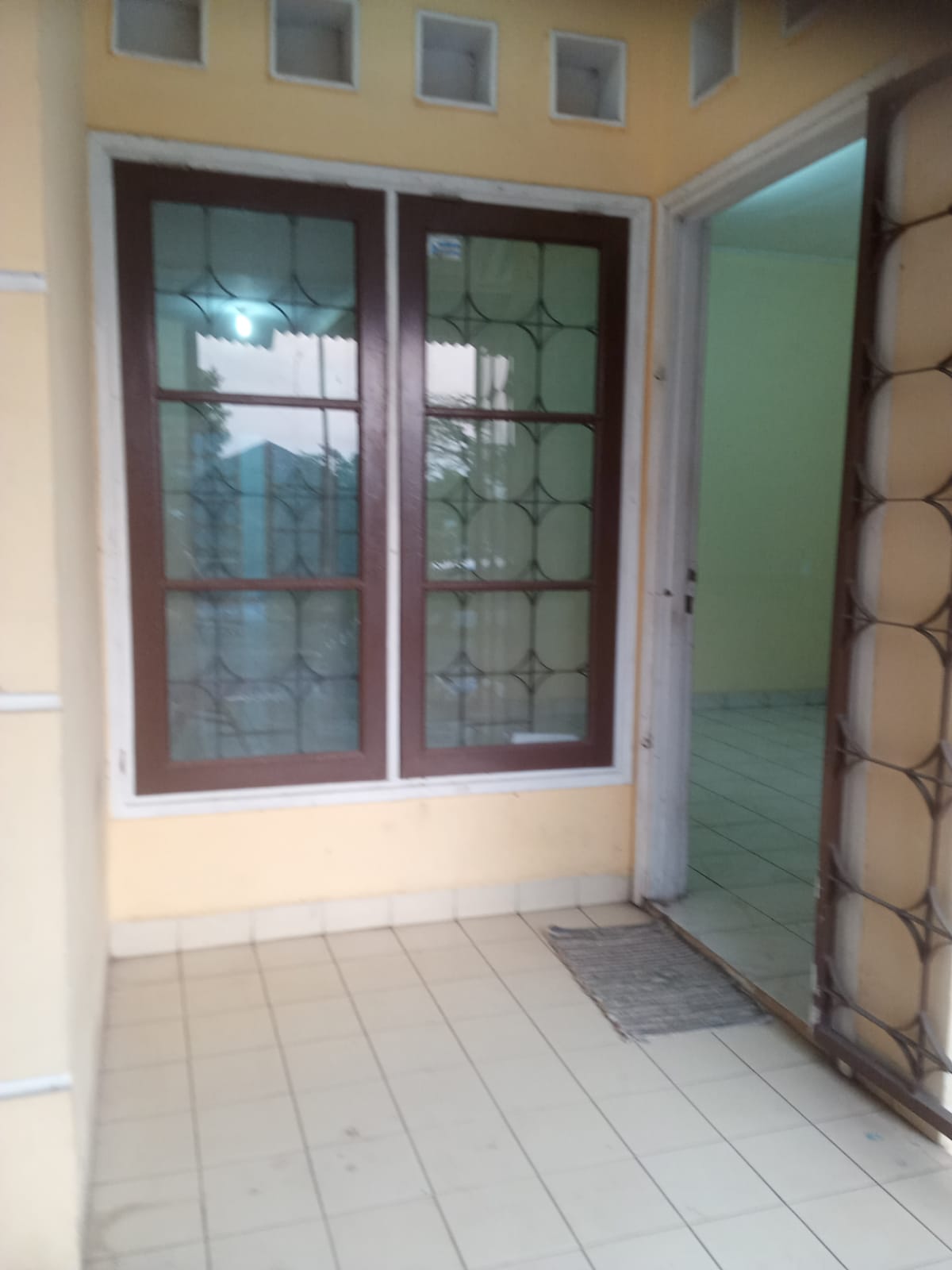 Rumah Di Sewakan Di Meadow Green Lippo Cikarang